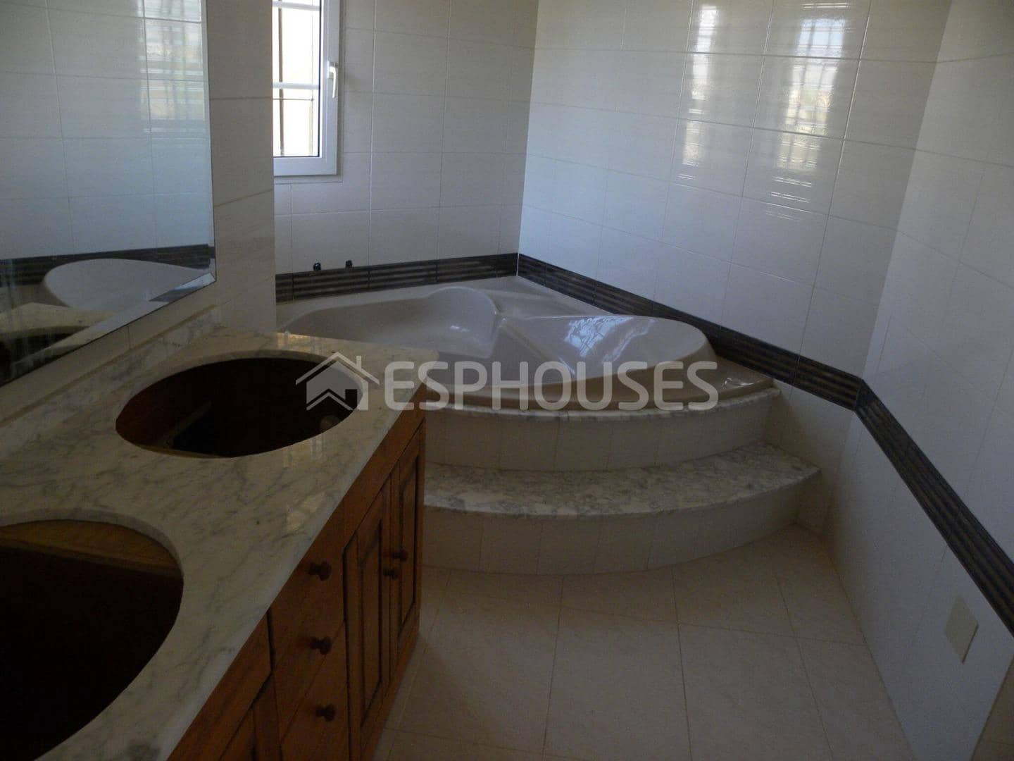 Chalet de 3 habitaciones en Orihuela Costa en venta con piscina garaje - 780.000 € (Ref: 9445137)