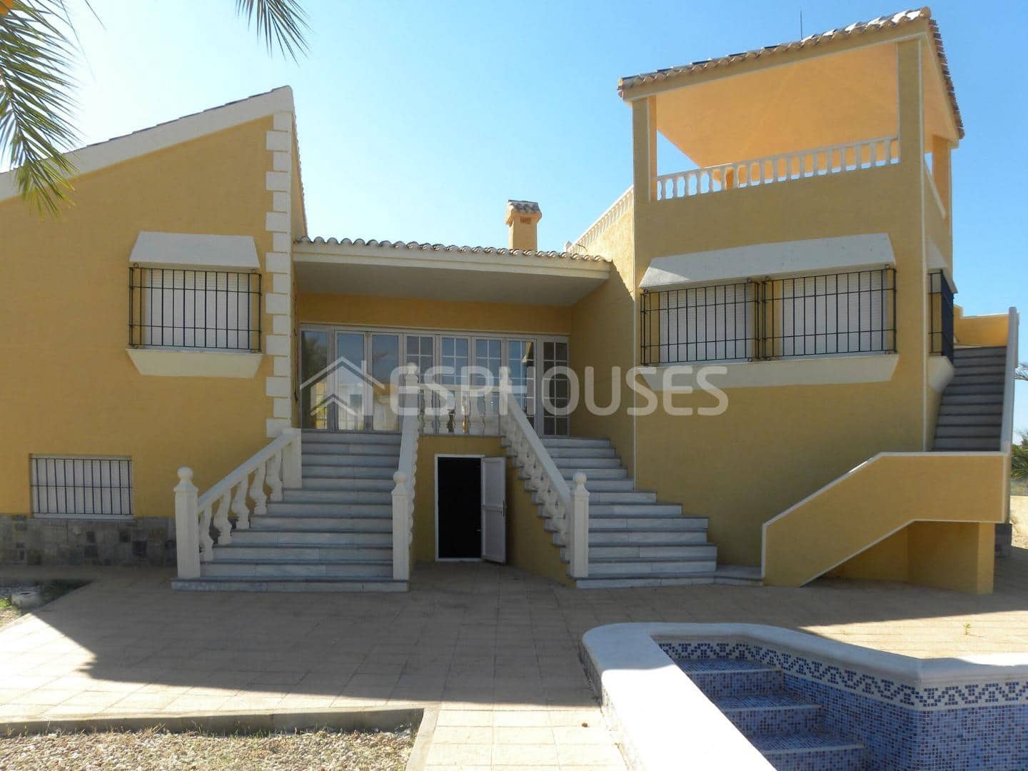 Chalet de 3 habitaciones en Orihuela Costa en venta con piscina garaje - 780.000 € (Ref: 9445137)