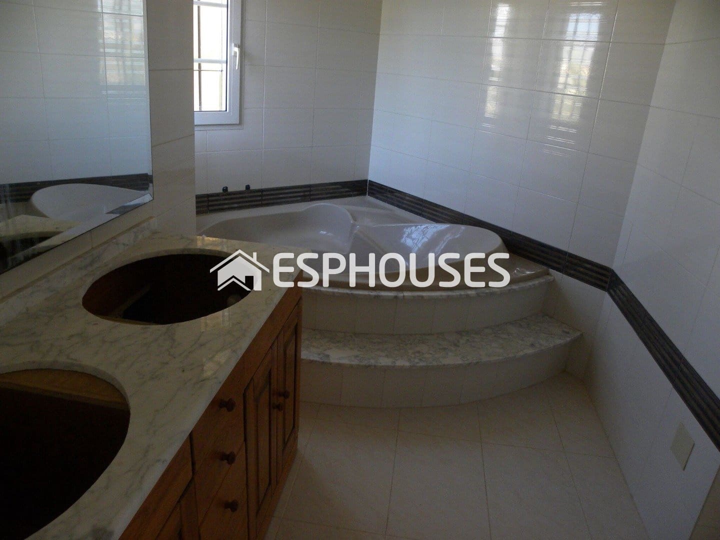 3 bedroom Villa for sale in Orihuela Costa with pool - € 780,000 (Ref: 9445137)
