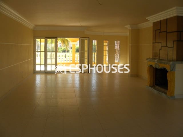 Chalet de 3 habitaciones en Orihuela Costa, Orihuela en venta con piscina - 780.000 € (Ref: 9445137)