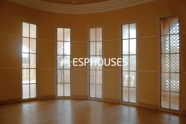 Chalet de 3 habitaciones en Orihuela Costa, Orihuela en venta con piscina - 780.000 € (Ref: 9445137)