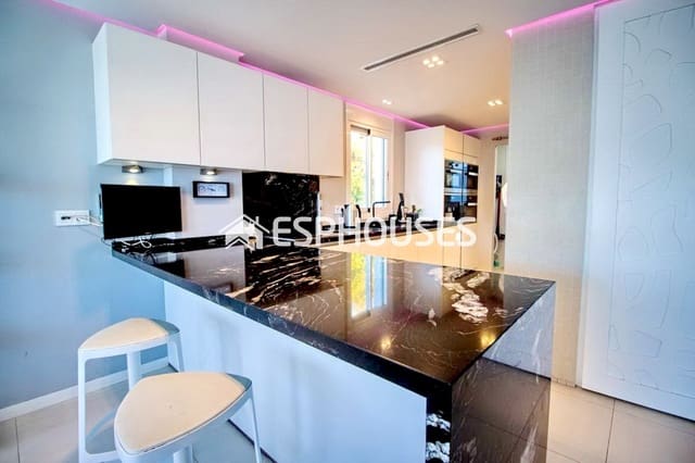 4 soverom Villa til salgs i Golf Bahía, Finestrat med svømmebasseng - € 840 000 (Ref: 9445138)
