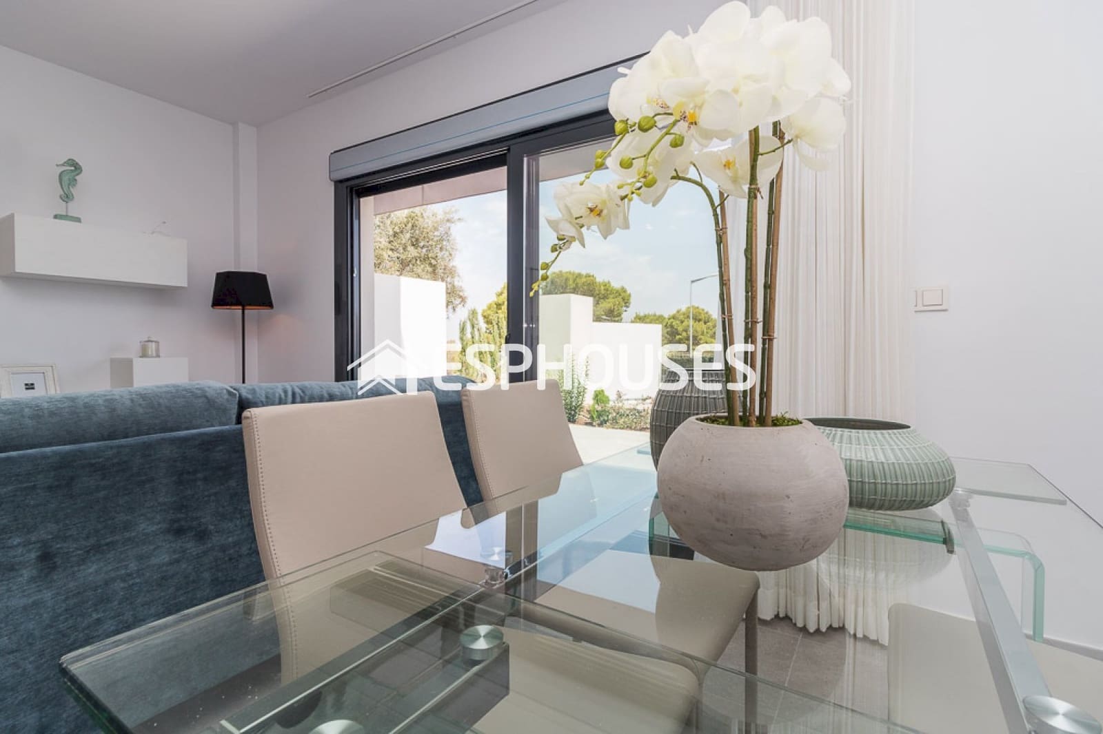 Apartamento de 3 habitaciones en Torrevieja en venta con piscina garaje - 310.000 € (Ref: 9445139)