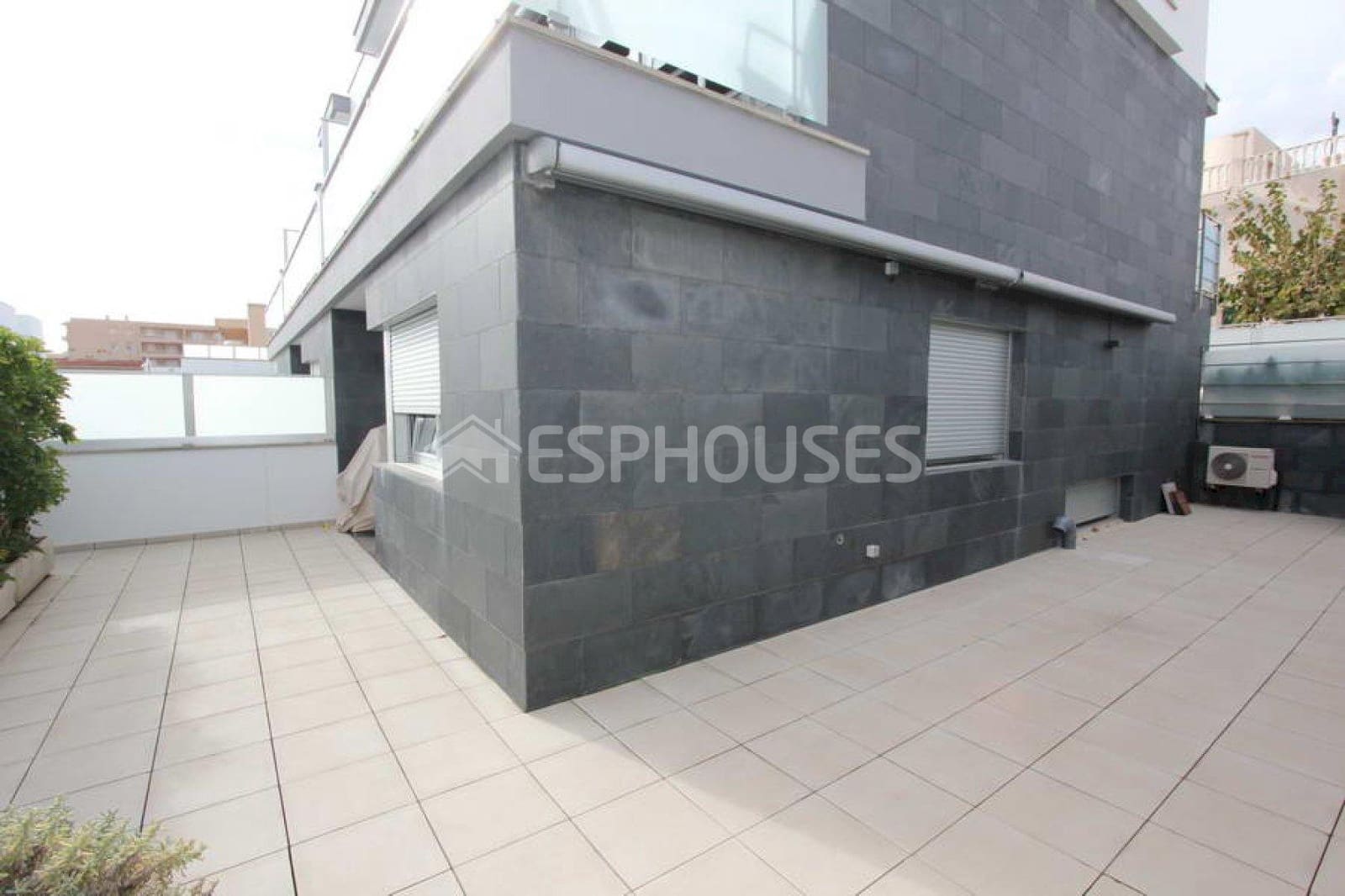 6 bedroom Bungalow for sale in Guardamar del Segura with pool garage - € 650,000 (Ref: 9445140)