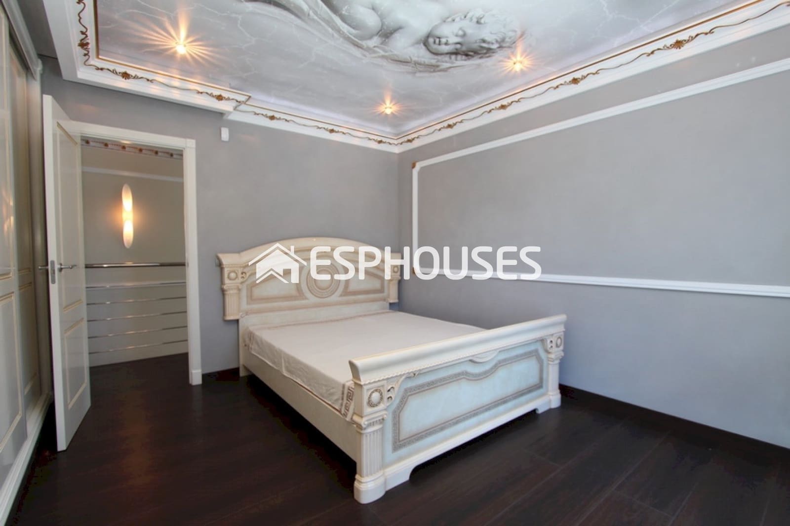 2 bedroom Villa for sale in Altea - € 900,000 (Ref: 9445142)