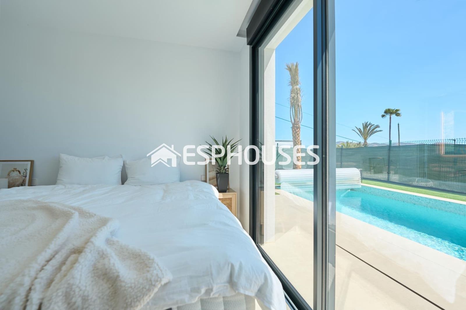 3 slaapkamer Villa te koop in Alfaz del Pi / L'Alfas del Pi met zwembad - € 849.000 (Ref: 9445148)