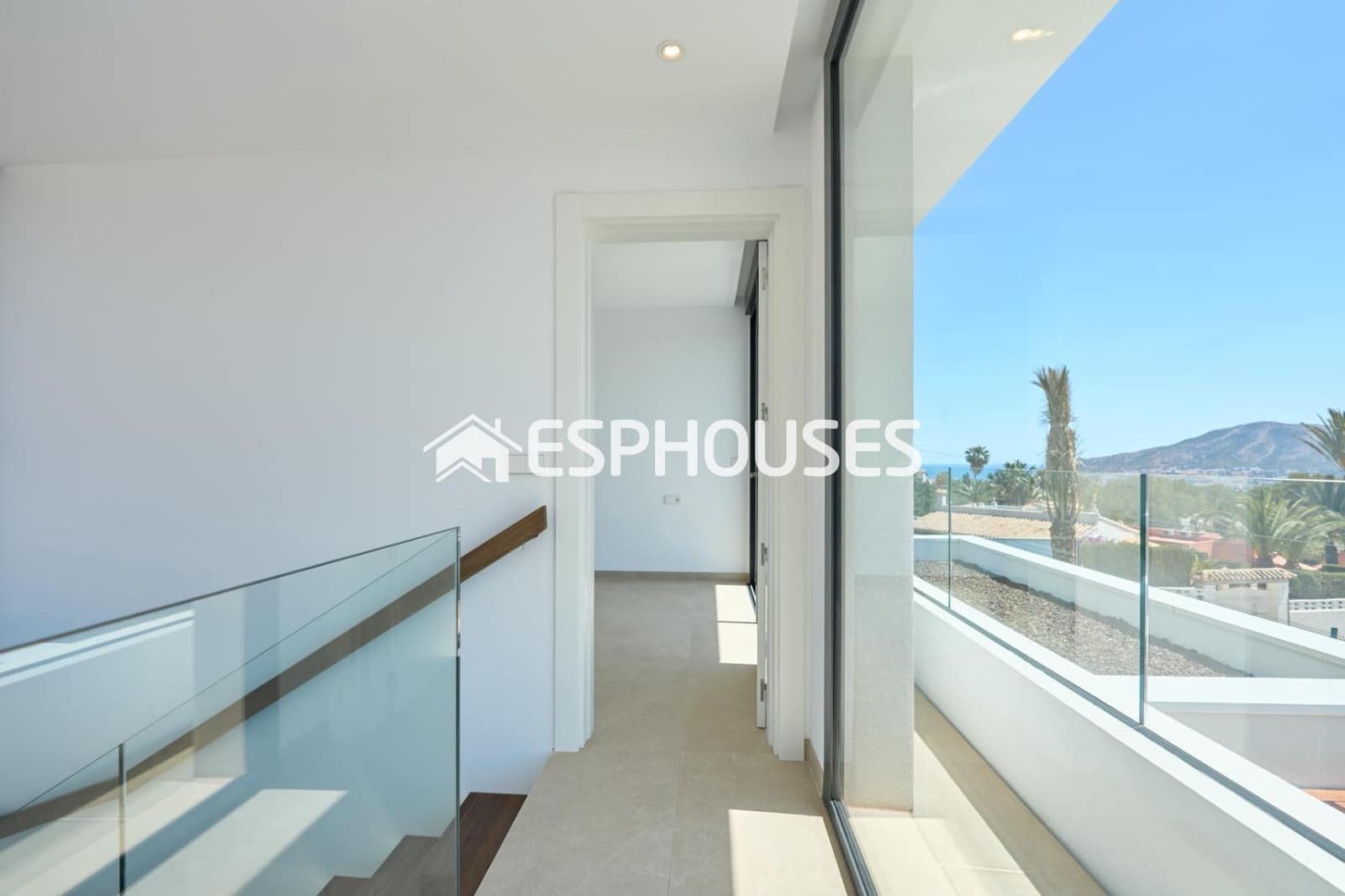 3 slaapkamer Villa te koop in Alfaz del Pi / L'Alfas del Pi met zwembad - € 849.000 (Ref: 9445148)