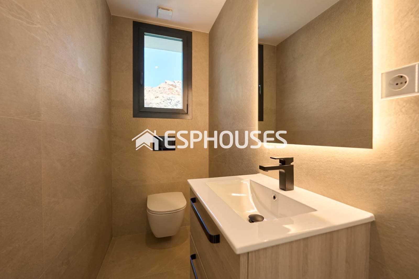 3 slaapkamer Villa te koop in Alfaz del Pi / L'Alfas del Pi met zwembad - € 849.000 (Ref: 9445148)