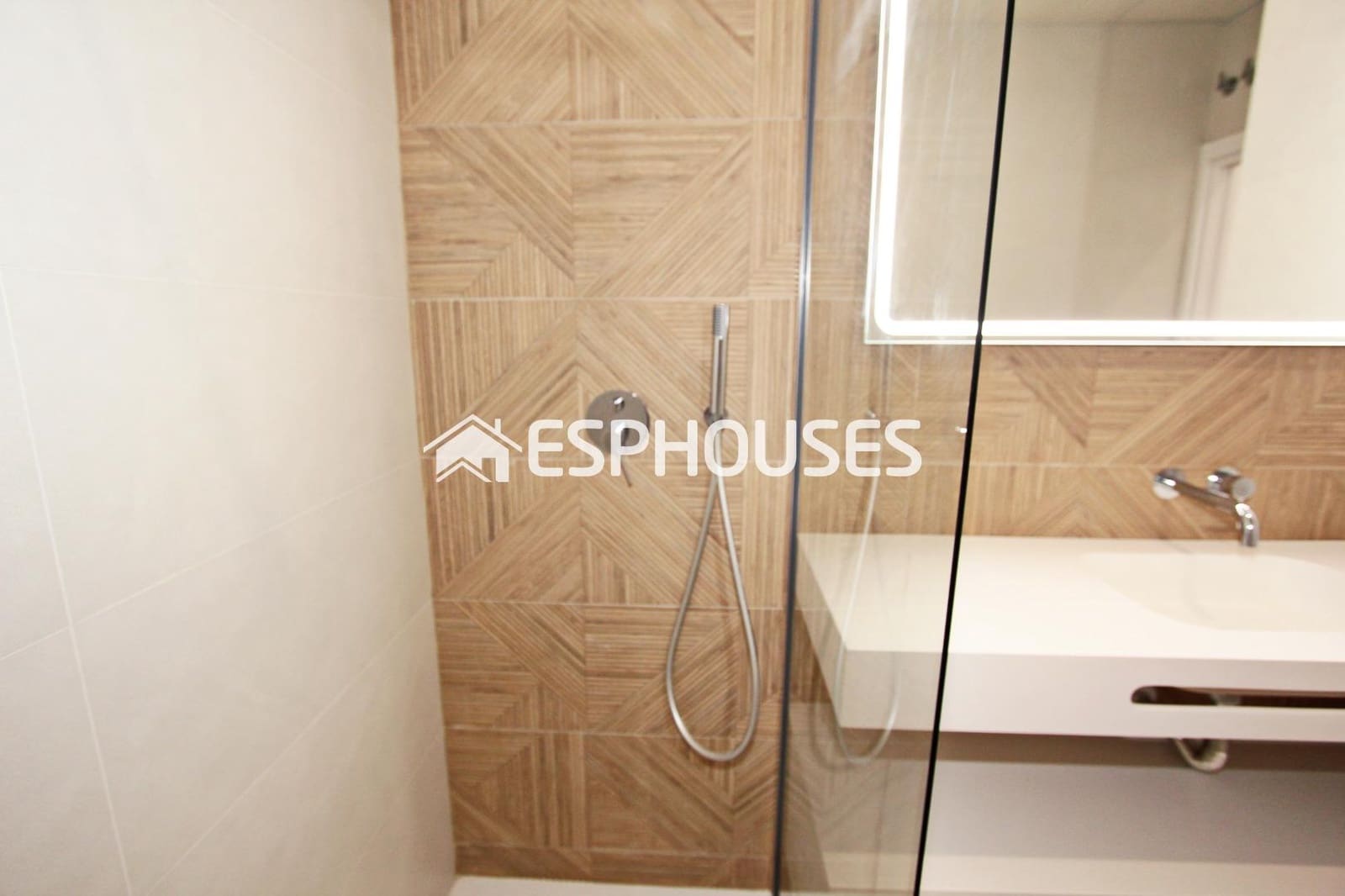 2 slaapkamer Appartement te koop in Altea met garage - € 328.000 (Ref: 9445149)