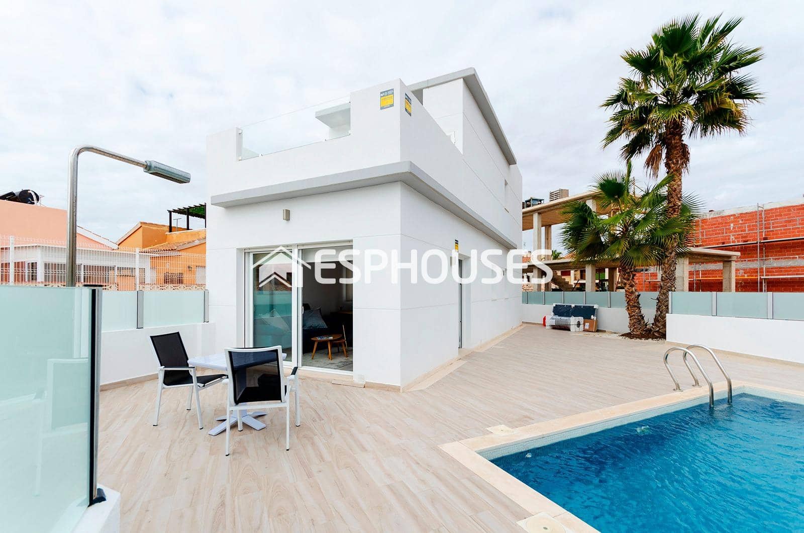 3 sovrum Villa till salu i Torrevieja med pool garage - 409 000 € (Ref: 9445151)