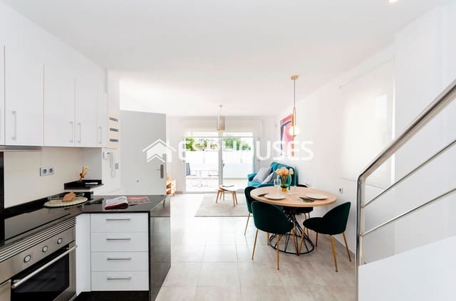 3 soverom Villa til salgs i El Chaparral - La Siesta - La Torreta, Torrevieja med svømmebasseng - € 409 000 (Ref: 9445151)