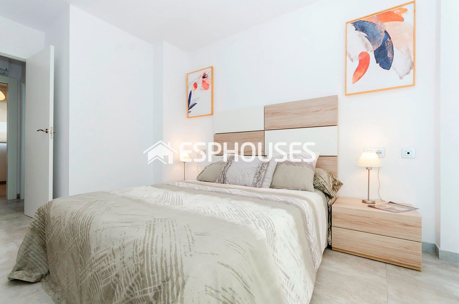 3 bedroom Villa for sale in Torrevieja with pool - € 409,000 (Ref: 9445151)