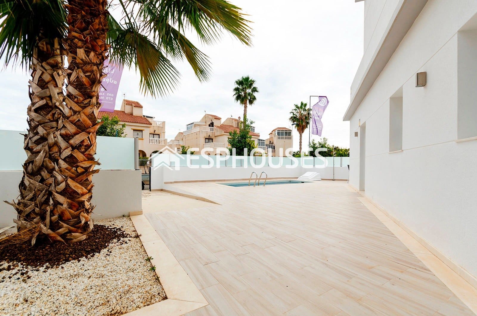3 bedroom Villa for sale in Torrevieja with pool - € 409,000 (Ref: 9445151)