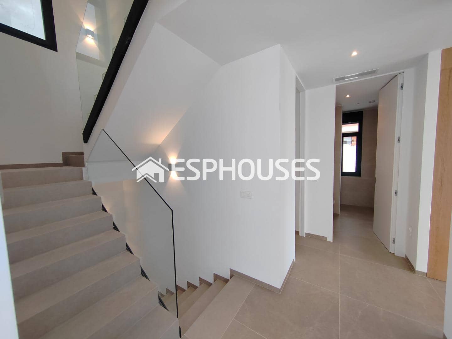 3 slaapkamer Villa te koop in San Juan de Alicante / Sant Joan d'Alacant met zwembad - € 935.000 (Ref: 9445160)