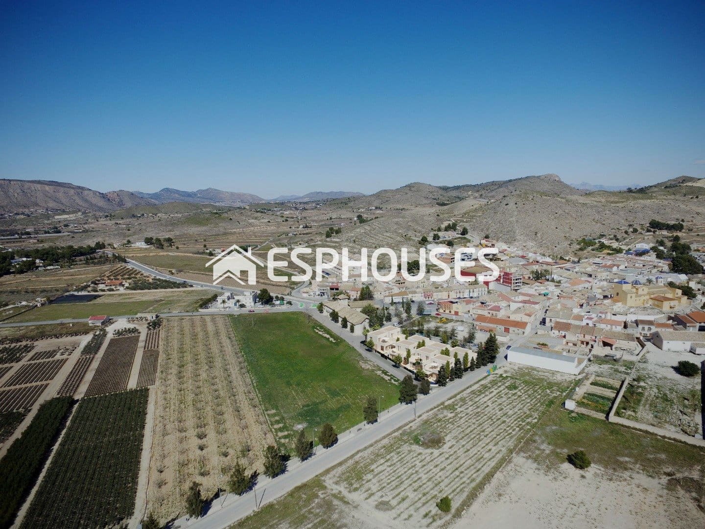 3 bedroom Villa for sale in Hondon de las Nieves with pool garage - € 357,250 (Ref: 9445165)