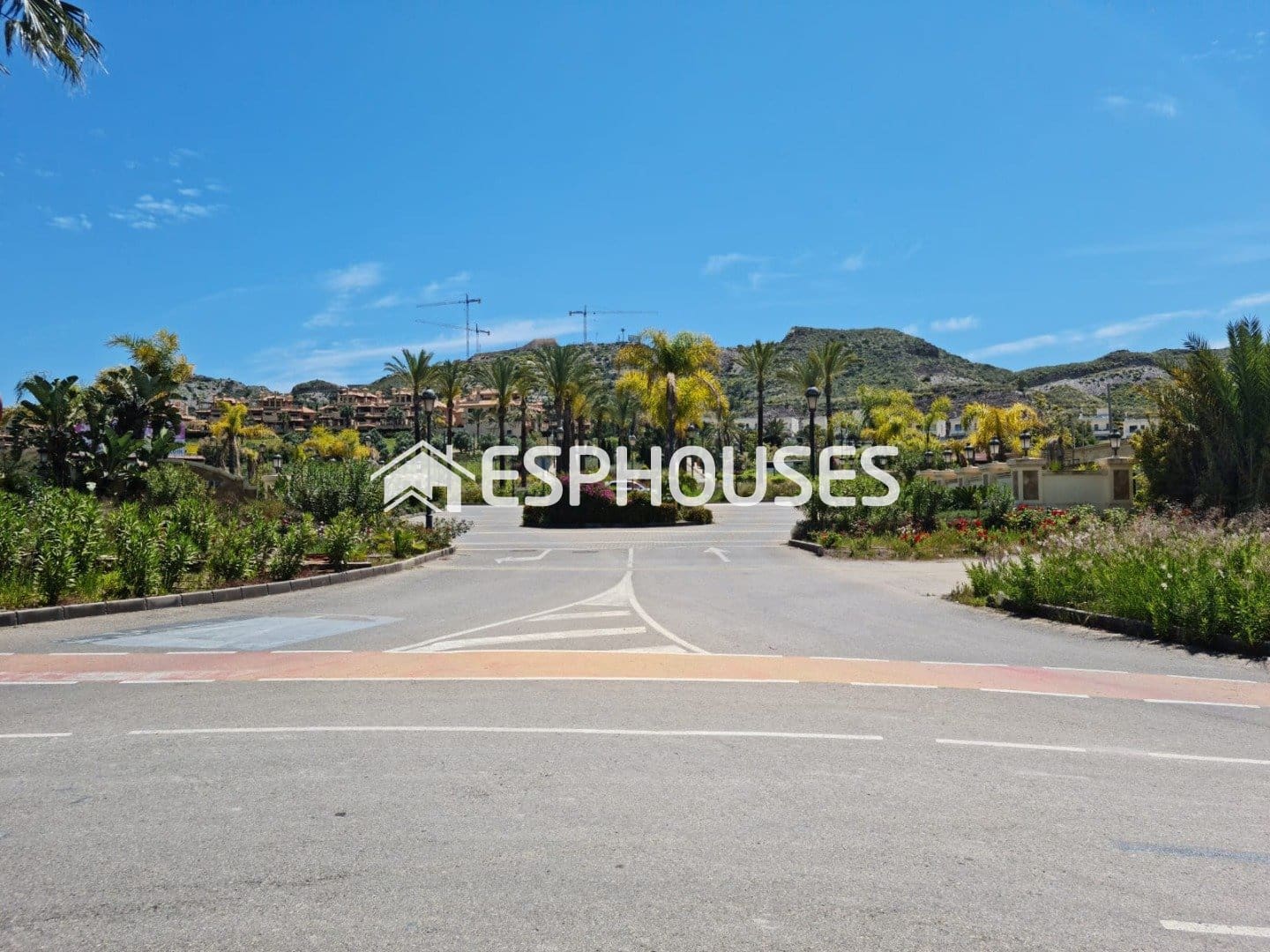 Ático de 4 habitaciones en Aguilas en venta con piscina - 646.000 € (Ref: 9445199)