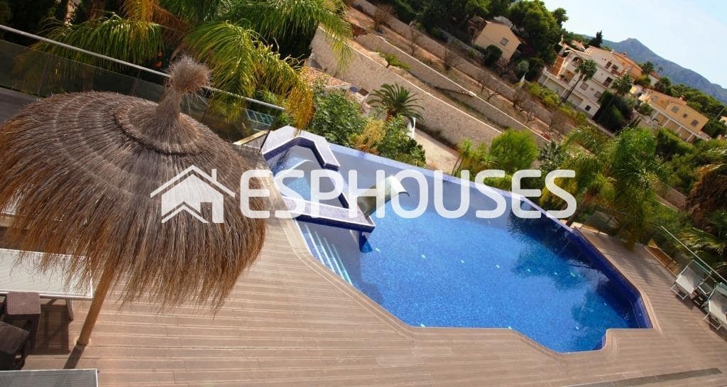 5 sovrum Villa till salu i Benissa med pool garage - 2 200 000 € (Ref: 9445205)