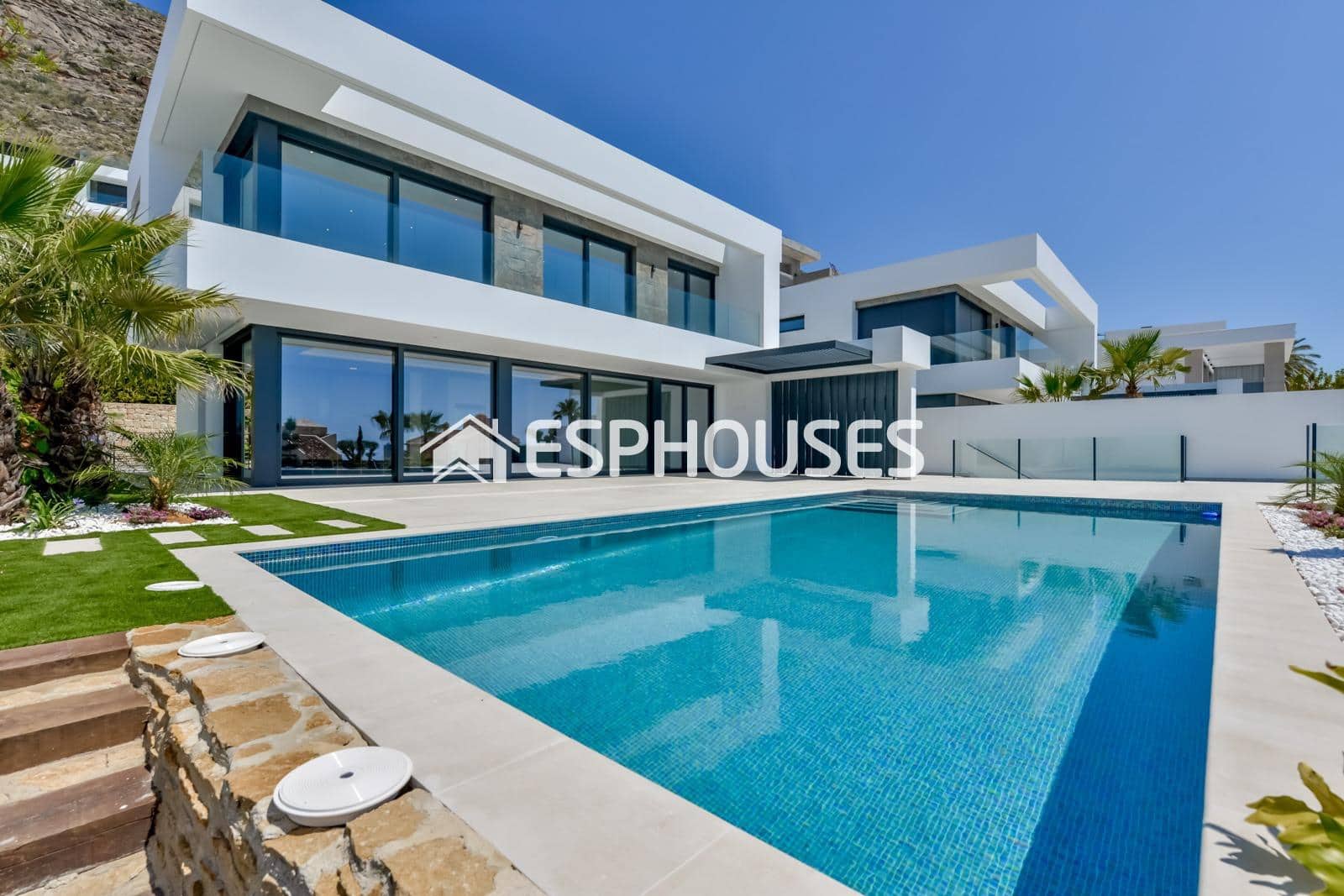 4 slaapkamer Villa te koop in Finestrat met zwembad garage - € 2.100.000 (Ref: 9445207)