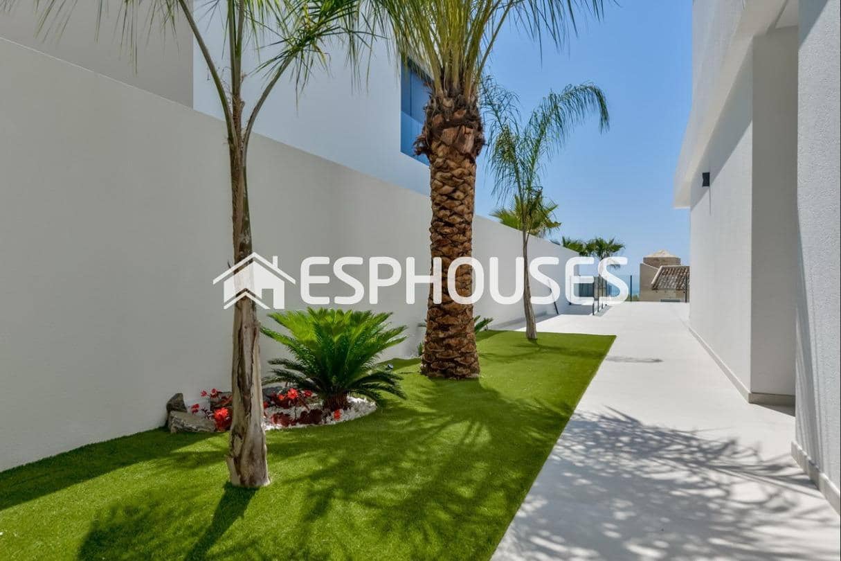 4 slaapkamer Villa te koop in Finestrat met zwembad garage - € 2.100.000 (Ref: 9445207)