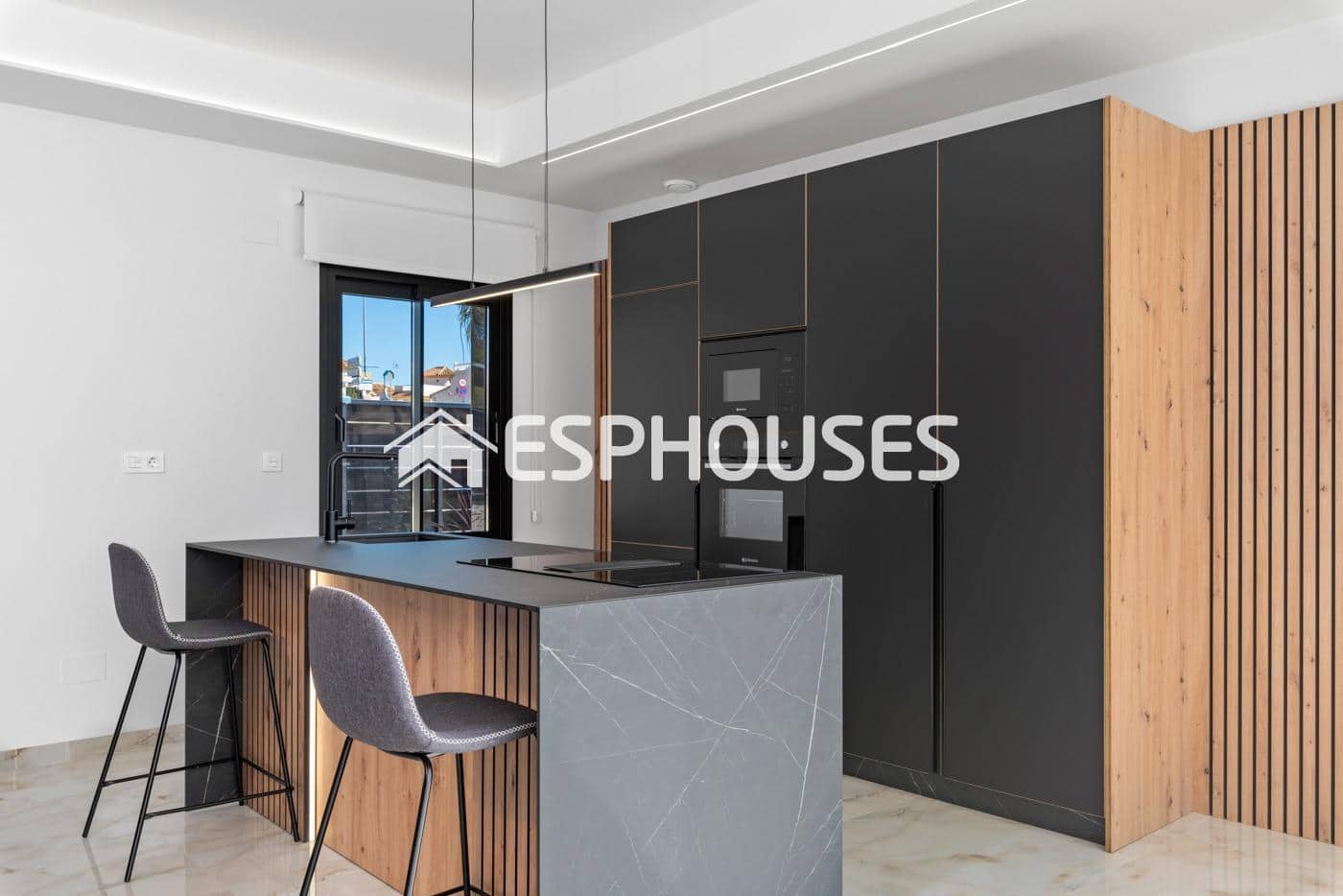 Chalet de 3 habitaciones en Algorfa en venta con piscina garaje - 600.000 € (Ref: 9445208)