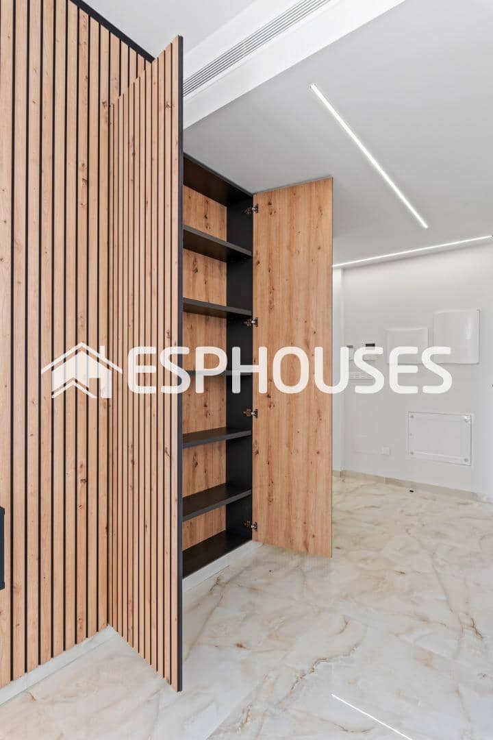 Chalet de 3 habitaciones en Algorfa en venta con piscina garaje - 600.000 € (Ref: 9445208)