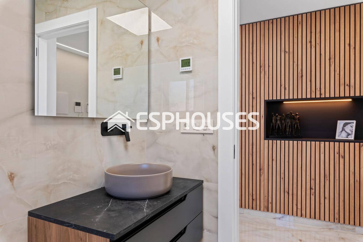 Chalet de 3 habitaciones en Algorfa en venta con piscina garaje - 600.000 € (Ref: 9445208)