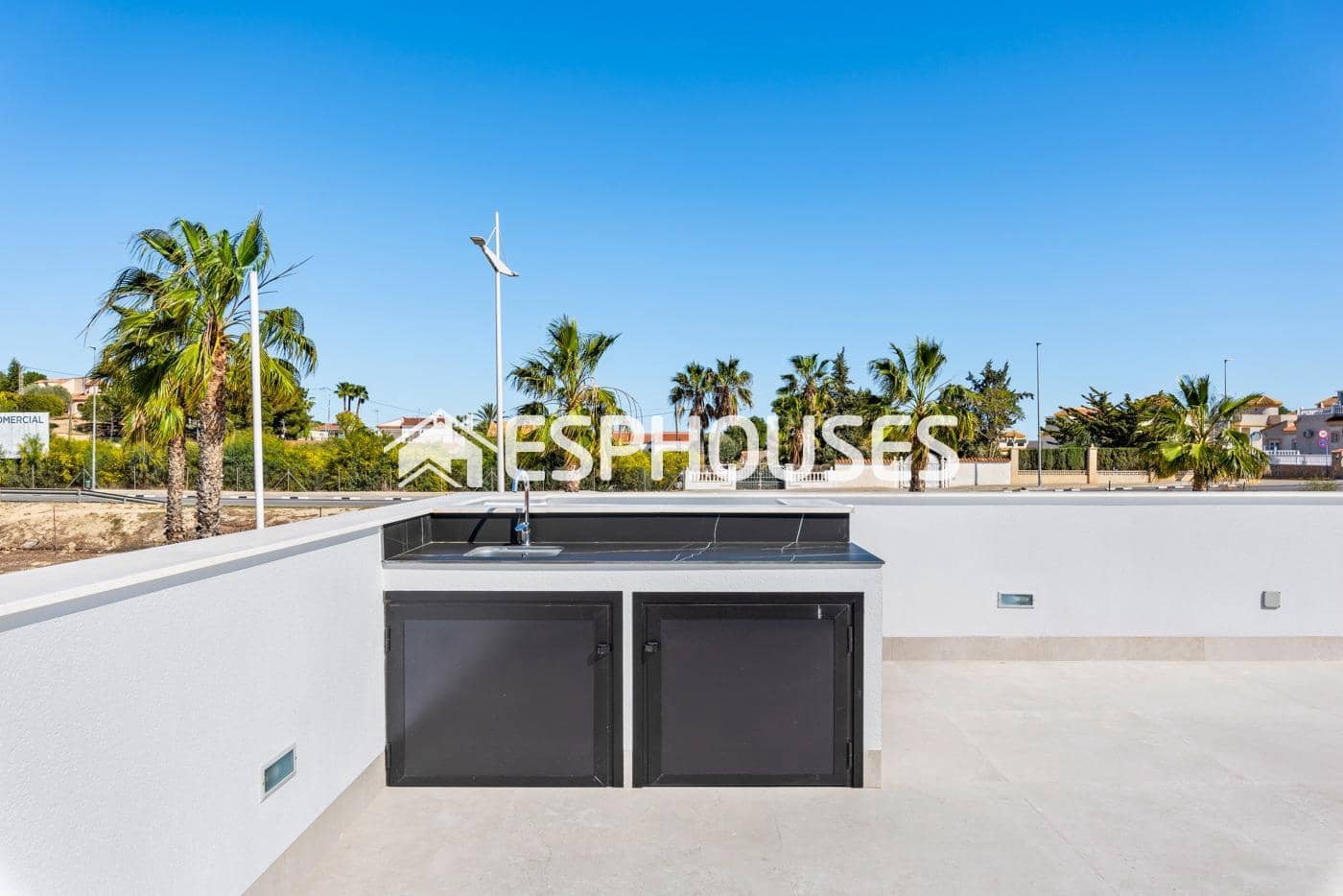 Chalet de 3 habitaciones en Algorfa en venta con piscina garaje - 600.000 € (Ref: 9445208)