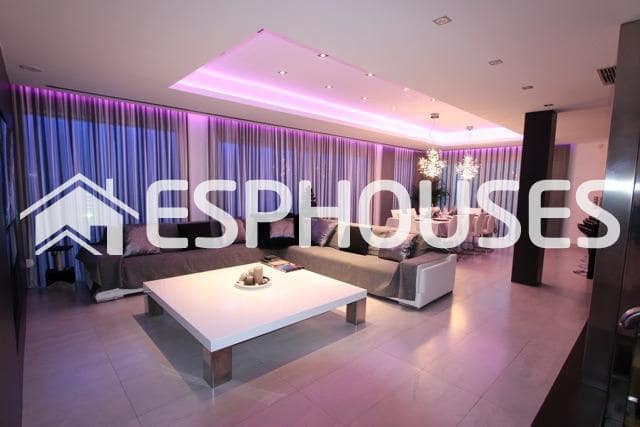 4 chambre Villa/Maison à vendre à Calpe / Calp avec piscine garage - 1 890 000 € (Ref: 9445212)