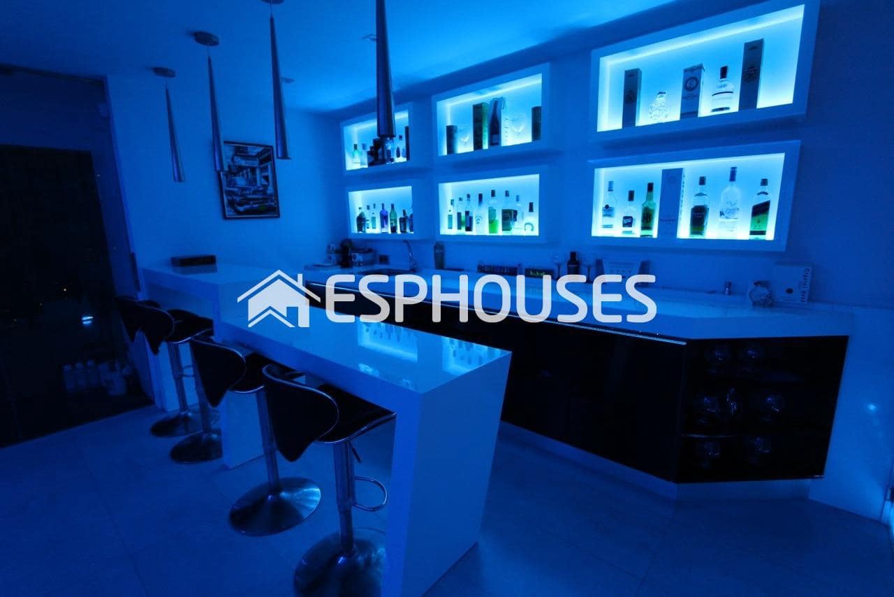 4 chambre Villa/Maison à vendre à Calpe / Calp avec piscine garage - 1 890 000 € (Ref: 9445212)