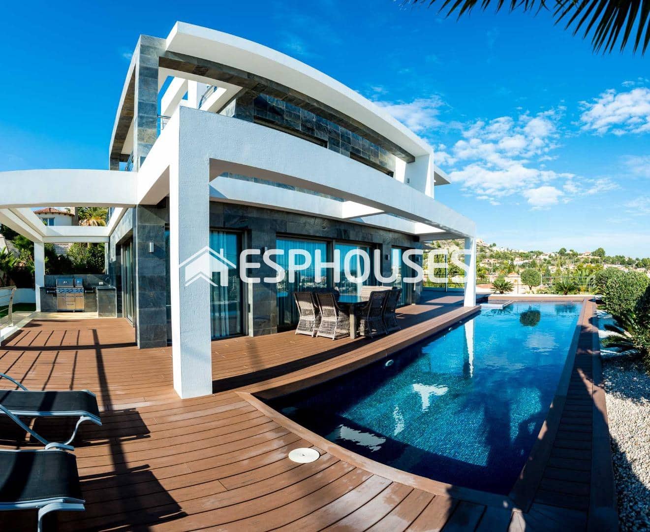 4 chambre Villa/Maison à vendre à Calpe / Calp avec piscine garage - 1 890 000 € (Ref: 9445212)