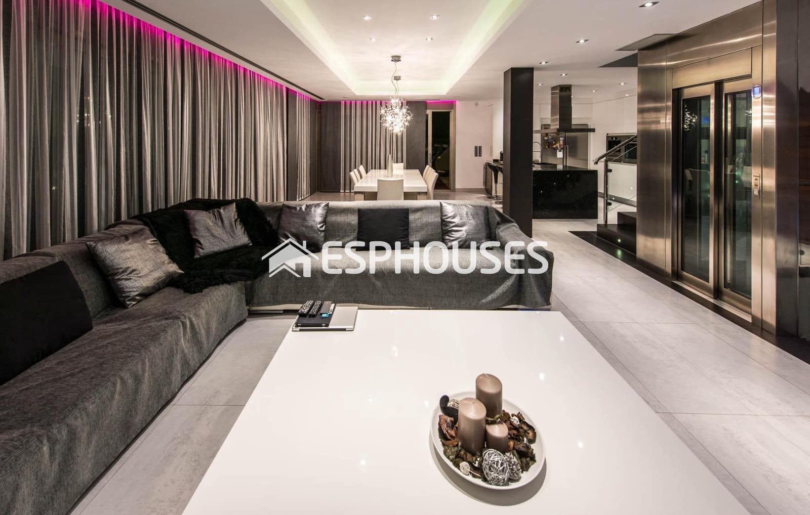 4 chambre Villa/Maison à vendre à Calpe / Calp avec piscine garage - 1 890 000 € (Ref: 9445212)