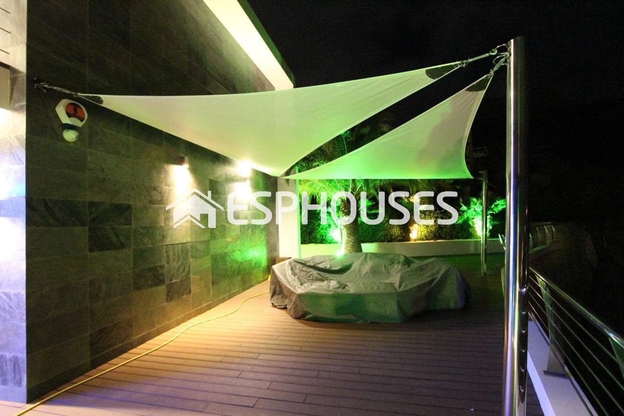 4 chambre Villa/Maison à vendre à Calpe / Calp avec piscine garage - 1 890 000 € (Ref: 9445212)