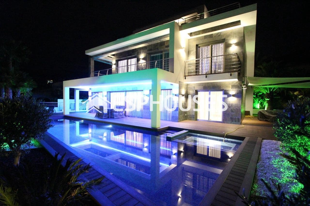 4 chambre Villa/Maison à vendre à Calpe / Calp avec piscine garage - 1 890 000 € (Ref: 9445212)