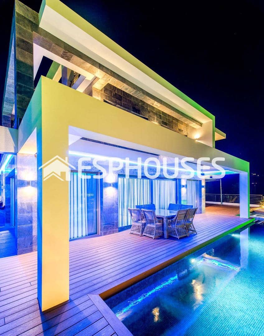 4 chambre Villa/Maison à vendre à Calpe / Calp avec piscine garage - 1 890 000 € (Ref: 9445212)