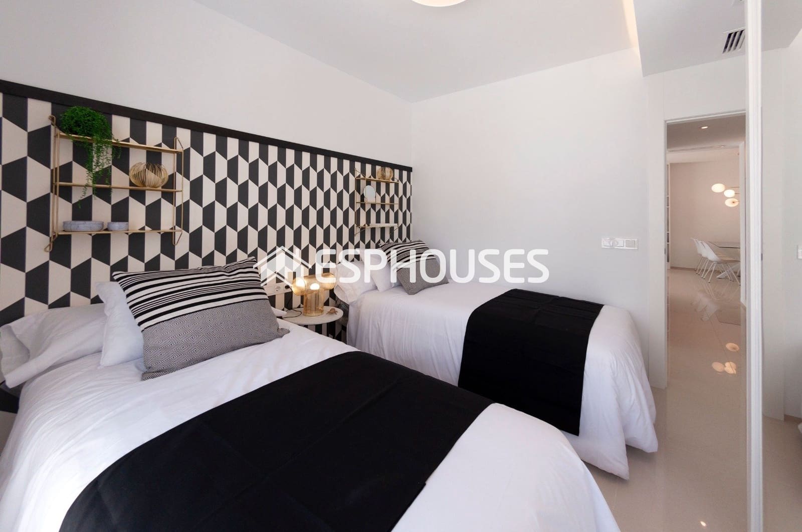 3 bedroom Bungalow for sale in Ciudad Quesada with pool - € 492,500 (Ref: 9445214)