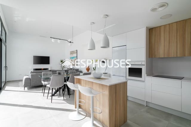 3 soveværelse Villa til salg i Calasparra med swimmingpool garage - € 345.000 (Ref: 9445217)