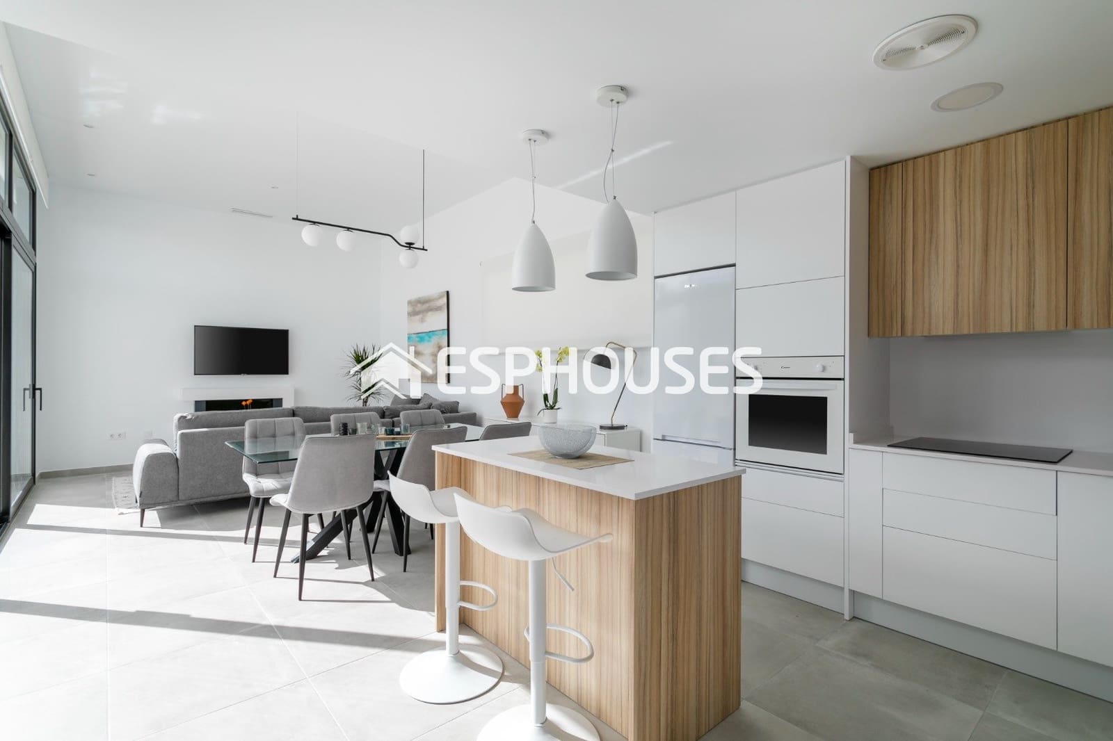 Chalet de 3 habitaciones en Calasparra en venta con piscina - 355.000 € (Ref: 9445217)