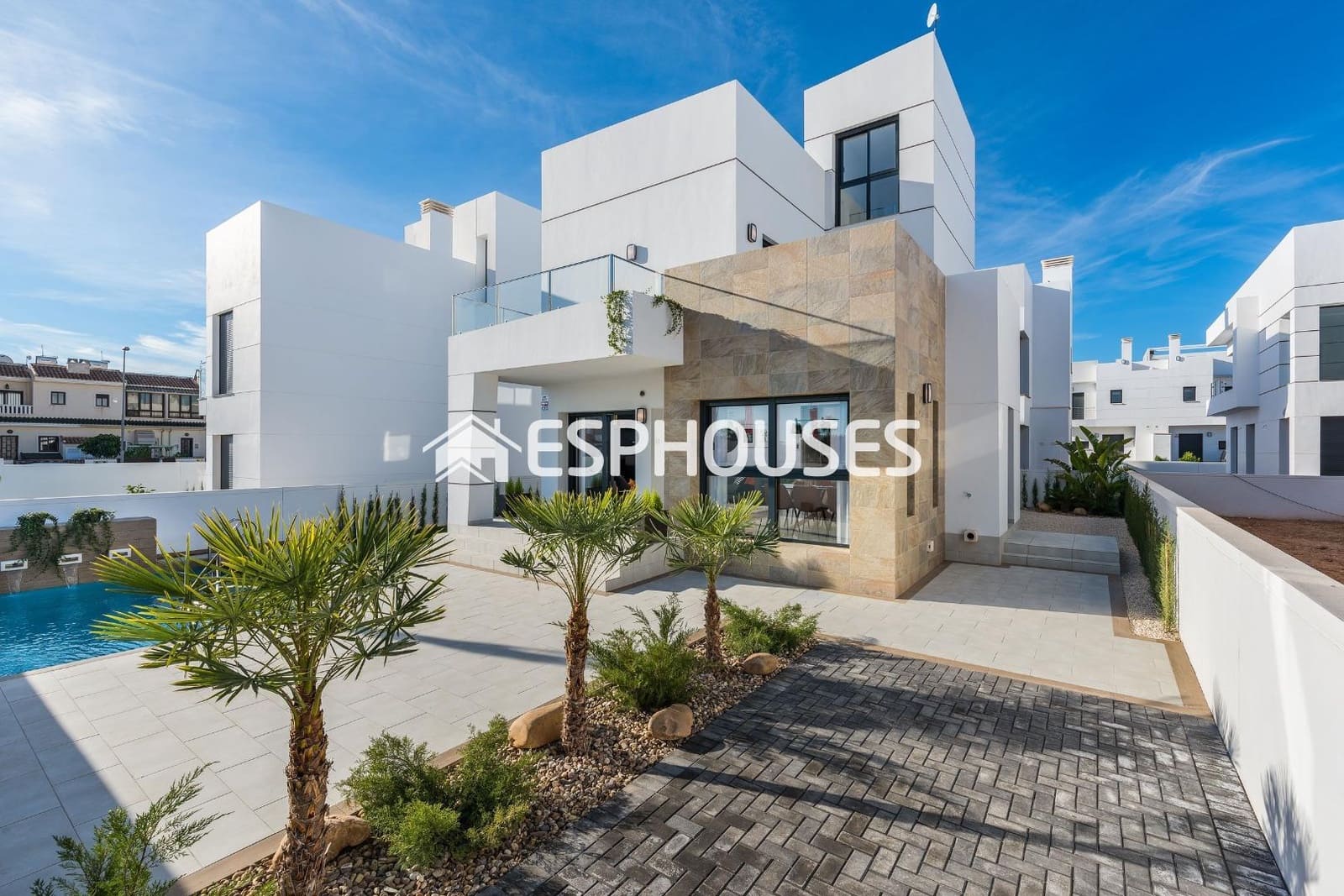 3 slaapkamer Villa te koop in Los Alcazares met zwembad garage - € 544.841 (Ref: 9445218)