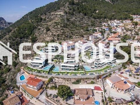4 slaapkamer Villa te koop in Calpe / Calp met zwembad garage - € 1.850.000 (Ref: 9445219)