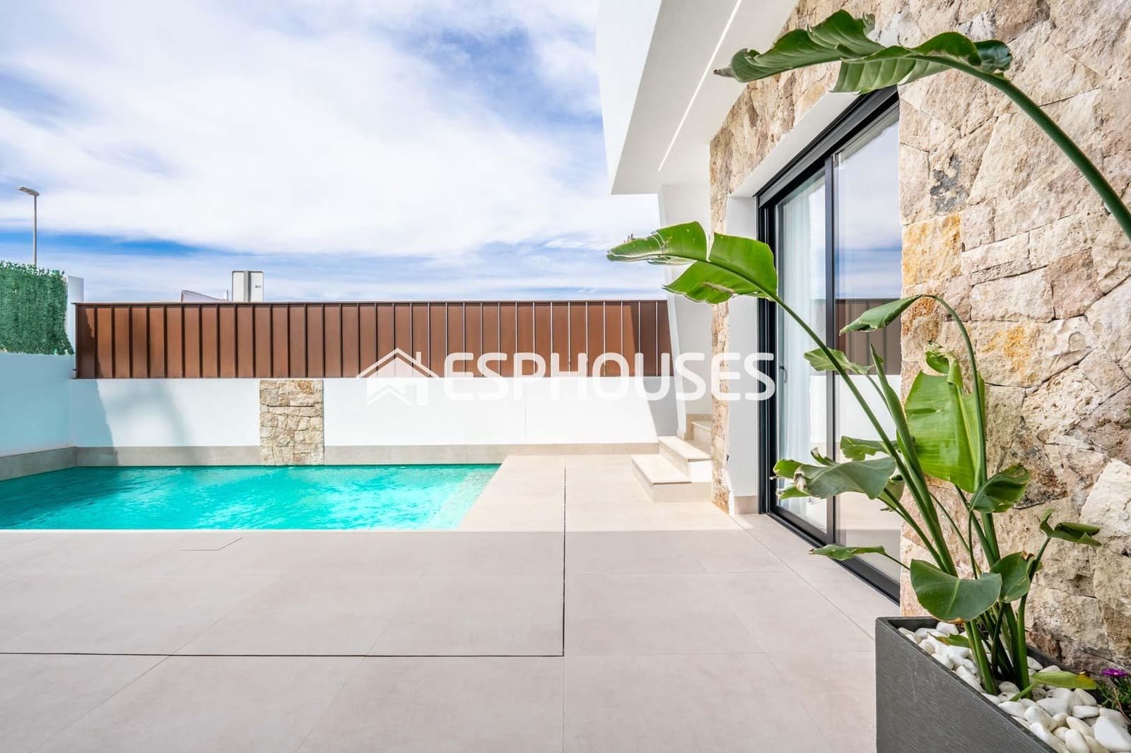 3 bedroom Villa for sale in Torre-Pacheco with pool garage - € 379,950 (Ref: 9445221)