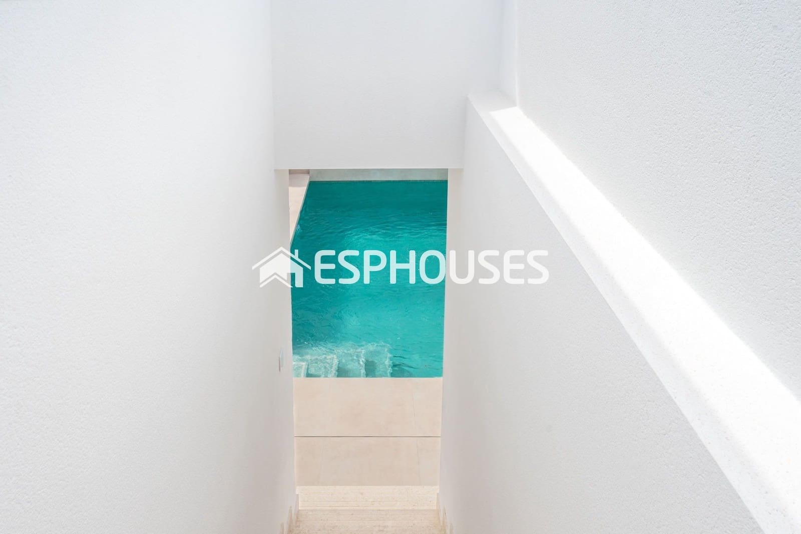 3 soverom Villa til salgs i Roldan med svømmebasseng - € 379 950 (Ref: 9445221)