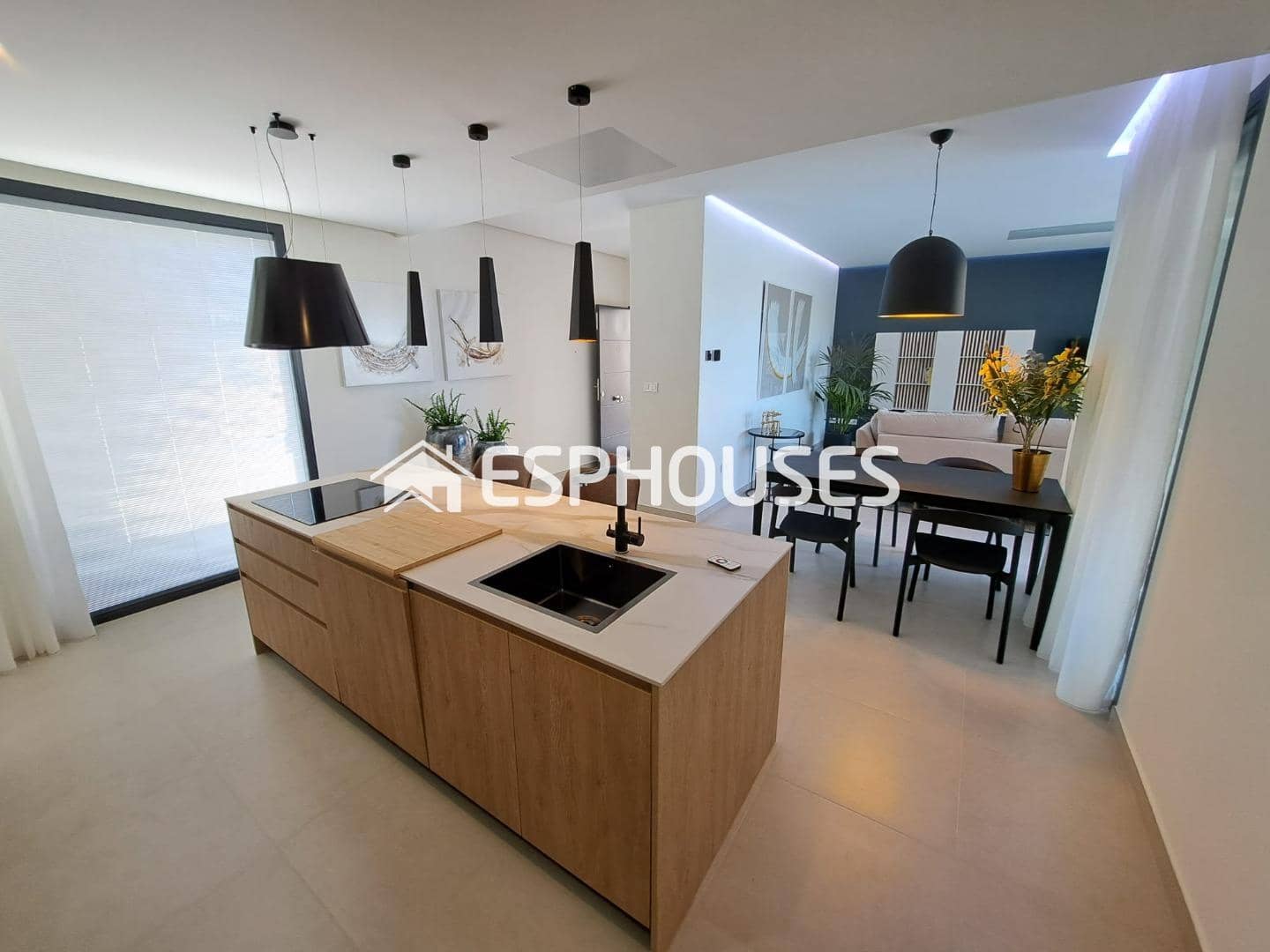 3 makuuhuone Huvila myytävänä paikassa Banos y Mendigo mukana uima-altaan 
autotalli - 469 000 € (Ref: 9445233)