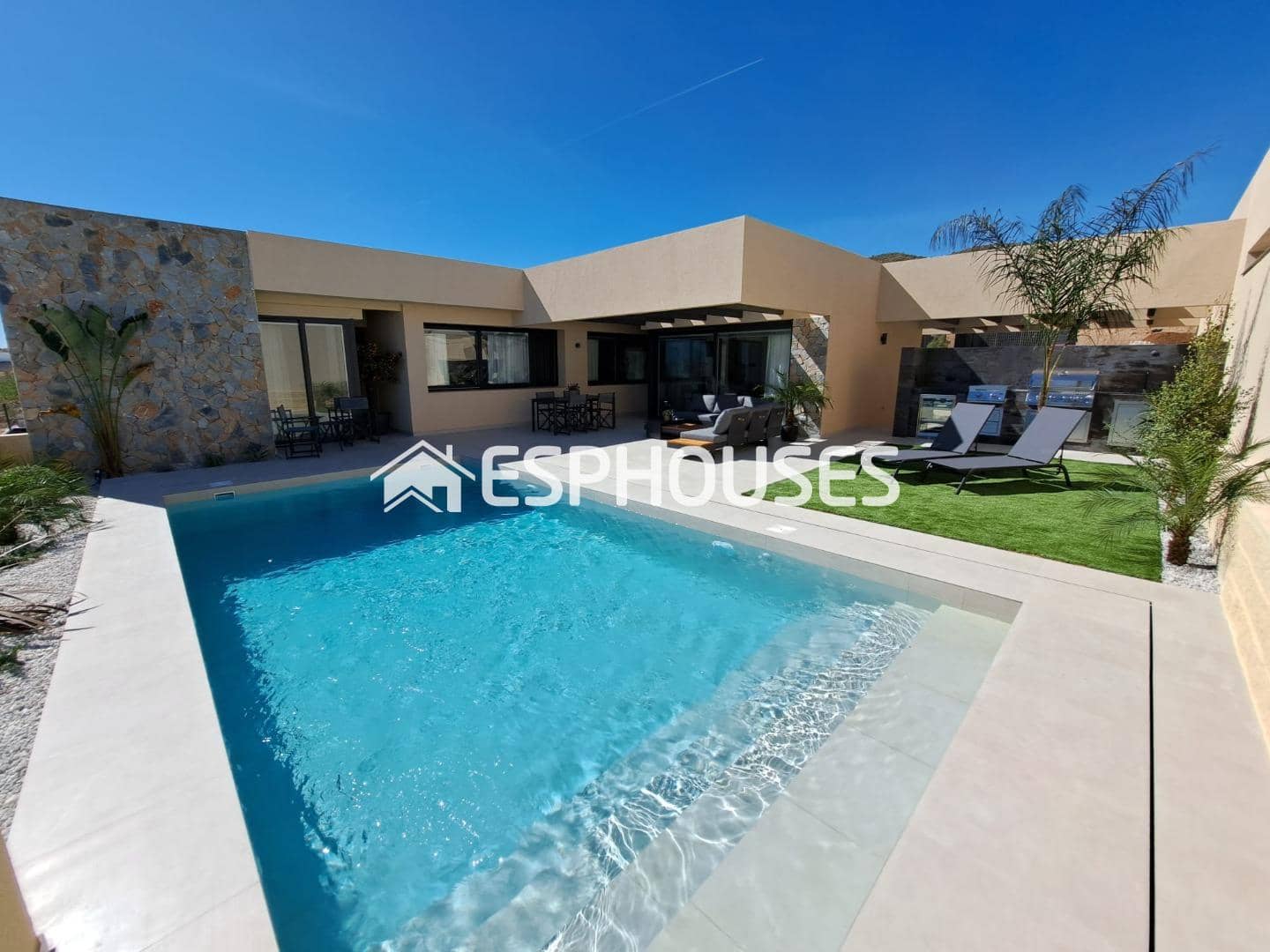 3 makuuhuone Huvila myytävänä paikassa Banos y Mendigo mukana uima-altaan 
autotalli - 469 000 € (Ref: 9445233)