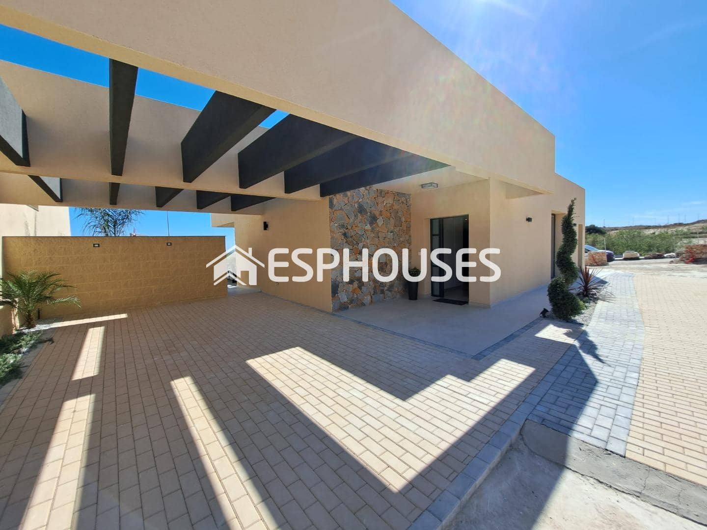 3 makuuhuone Huvila myytävänä paikassa Banos y Mendigo mukana uima-altaan 
autotalli - 469 000 € (Ref: 9445233)