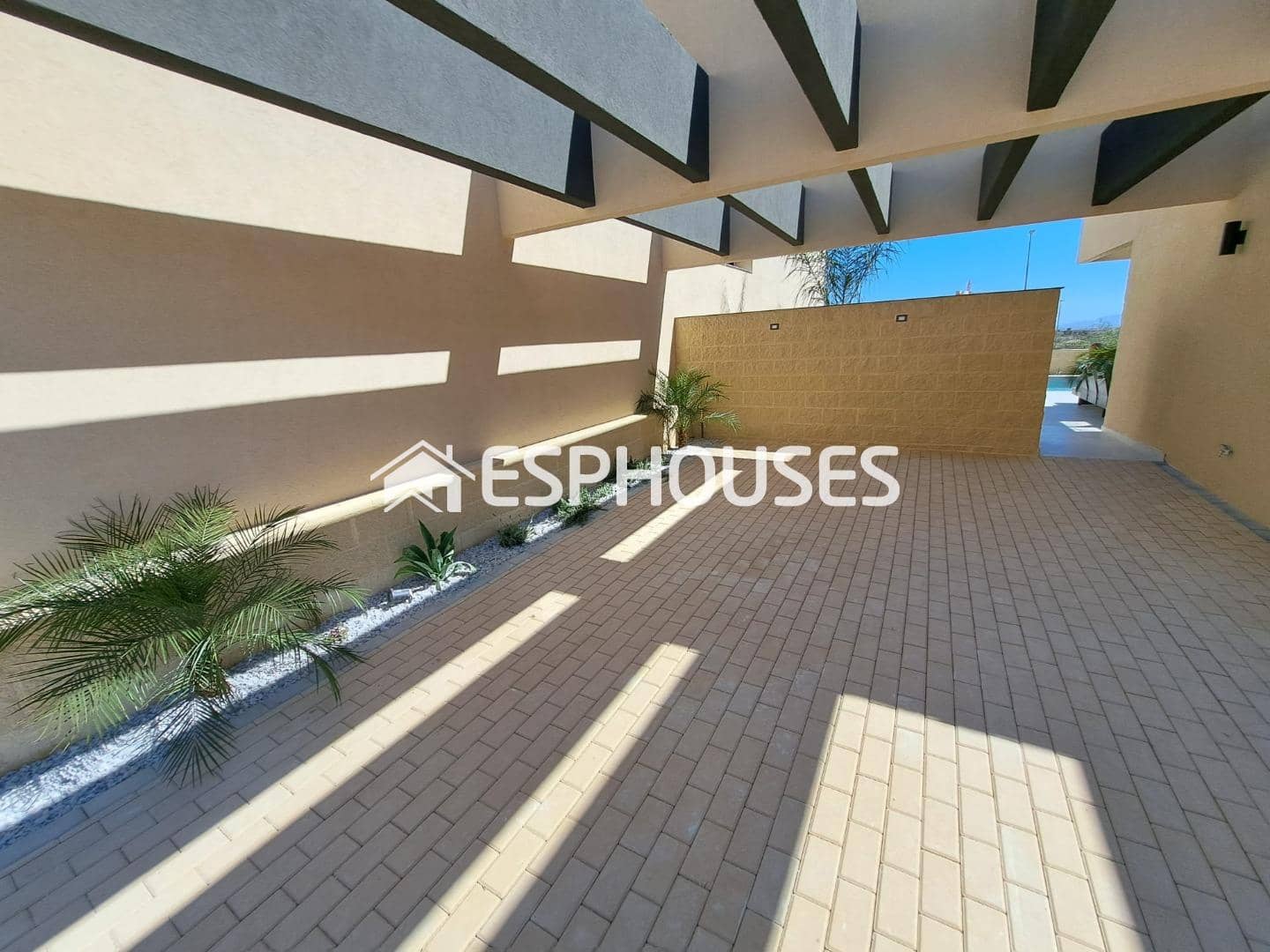 3 makuuhuone Huvila myytävänä paikassa Banos y Mendigo mukana uima-altaan 
autotalli - 469 000 € (Ref: 9445233)