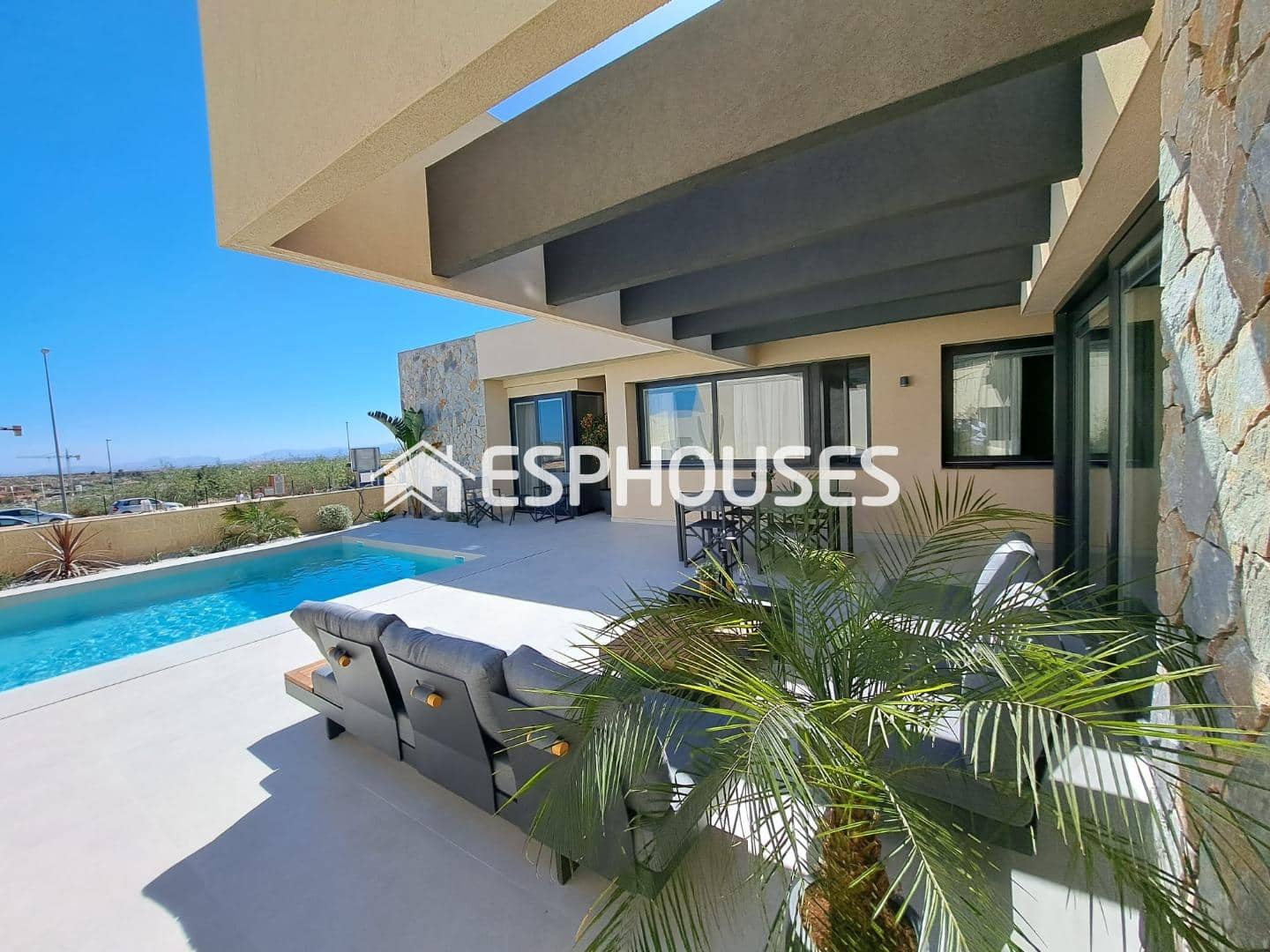 3 makuuhuone Huvila myytävänä paikassa Banos y Mendigo mukana uima-altaan 
autotalli - 469 000 € (Ref: 9445233)