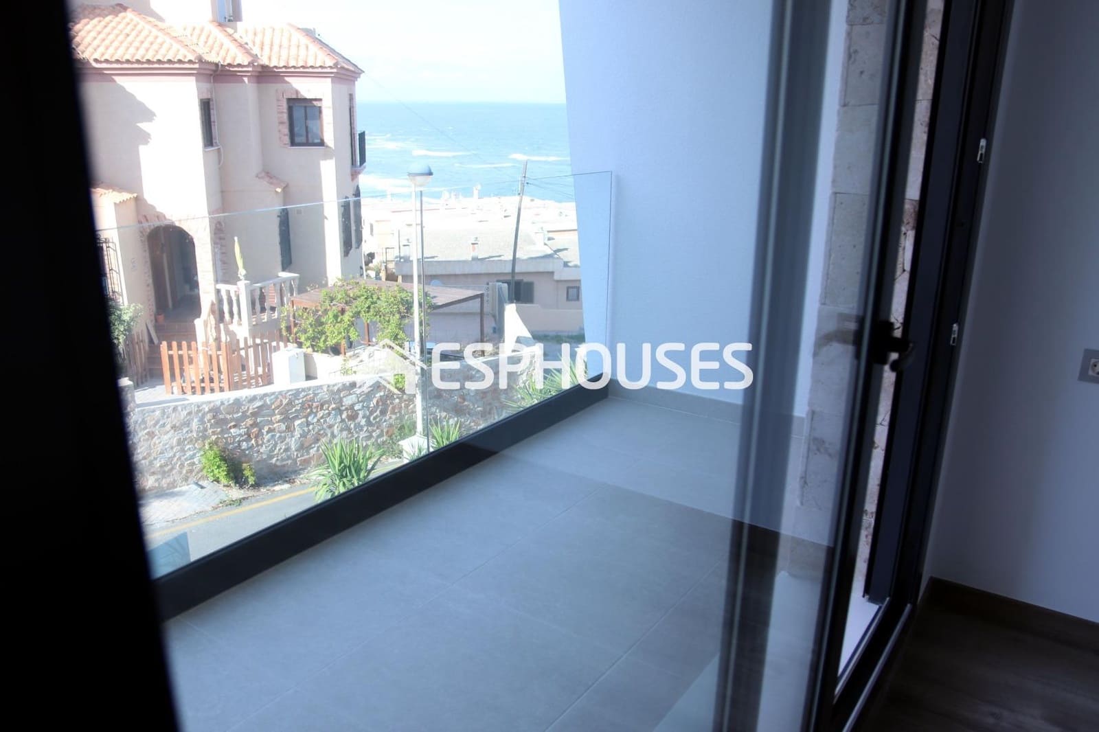 3 chambre Villa/Maison à vendre à La Mata avec piscine garage - 660 000 € (Ref: 9445236)