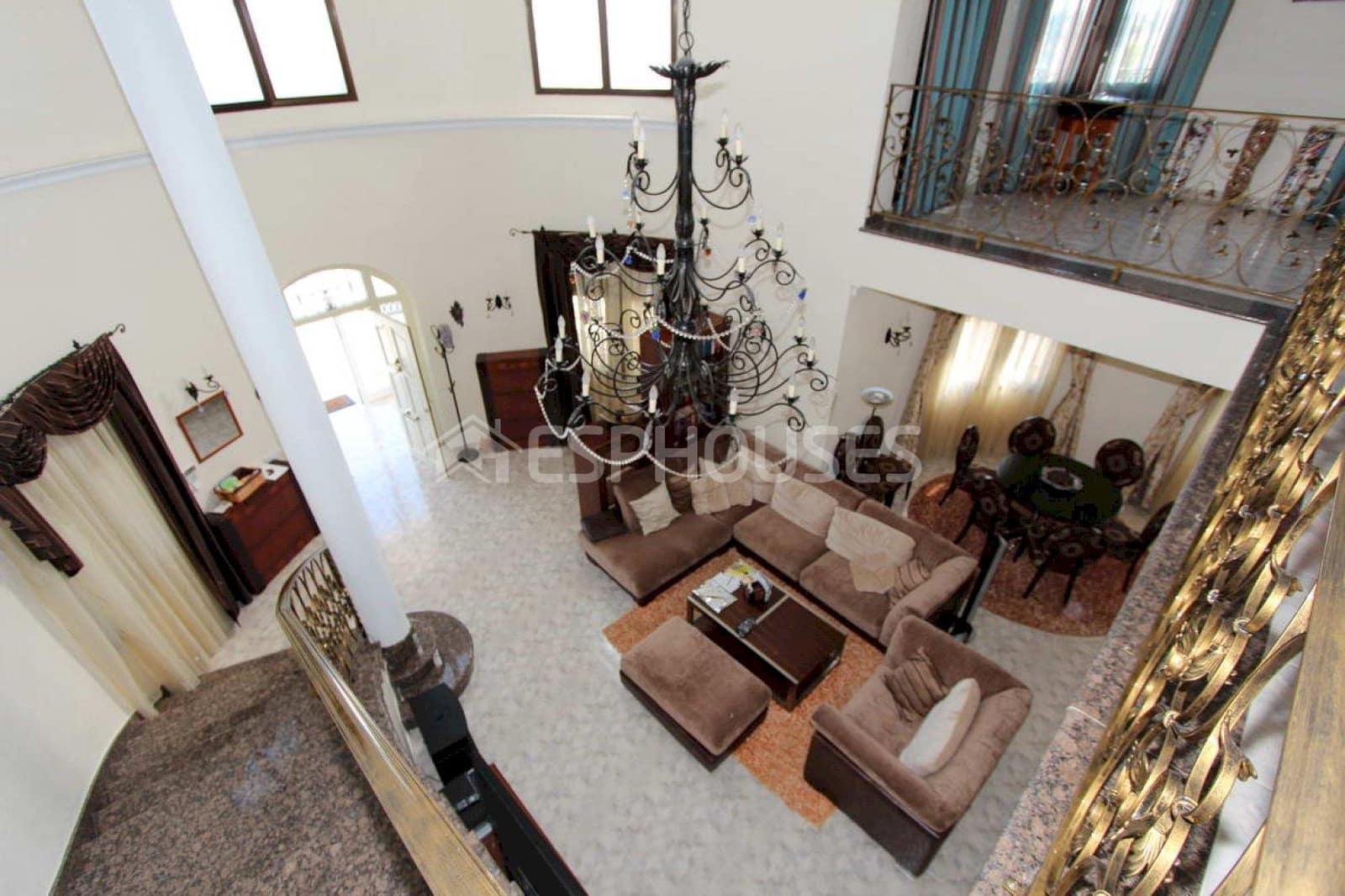 5 bedroom Villa for sale in Rojales with pool garage - € 980,000 (Ref: 9445238)