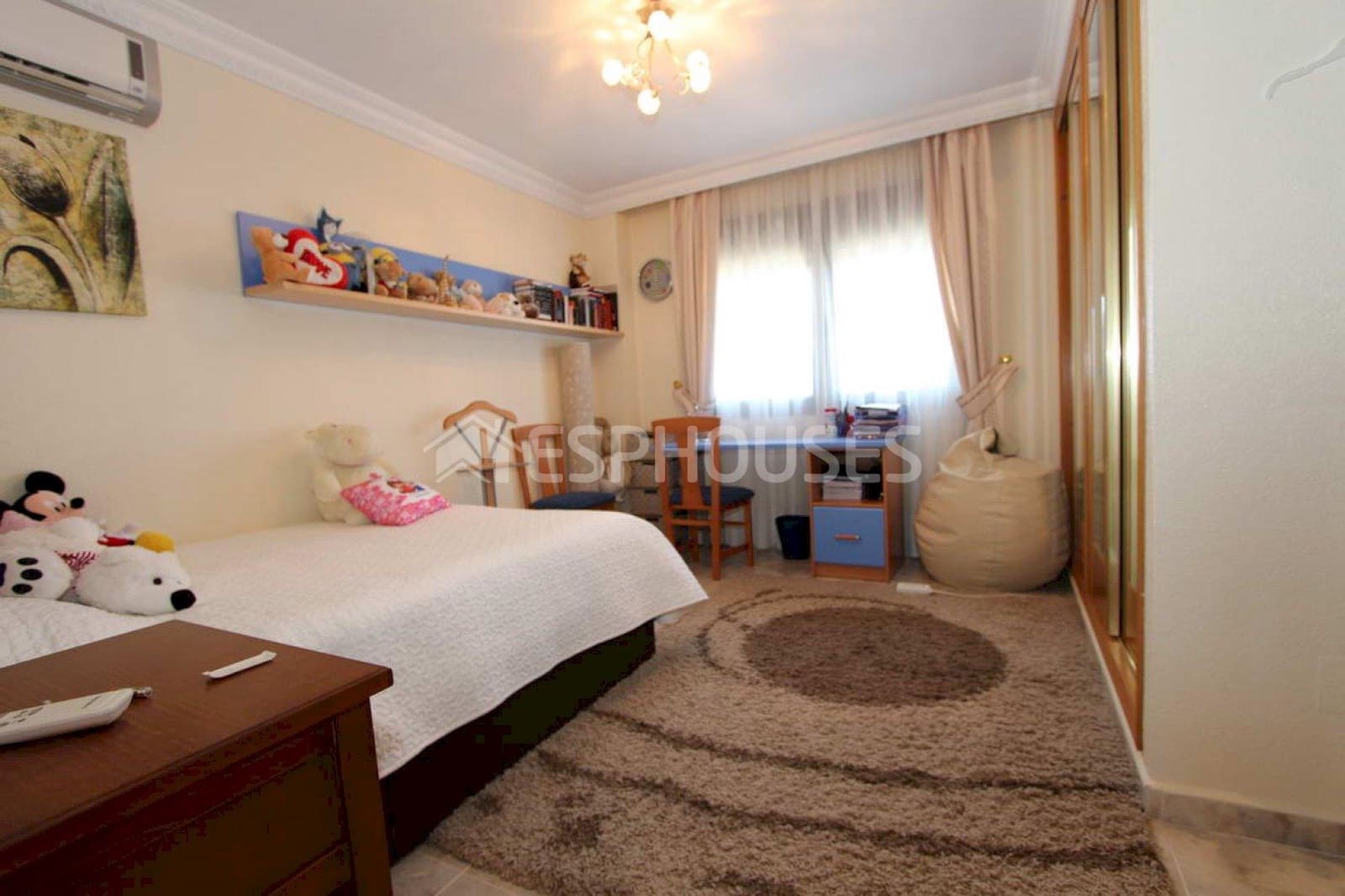 5 bedroom Villa for sale in Rojales with pool garage - € 980,000 (Ref: 9445238)