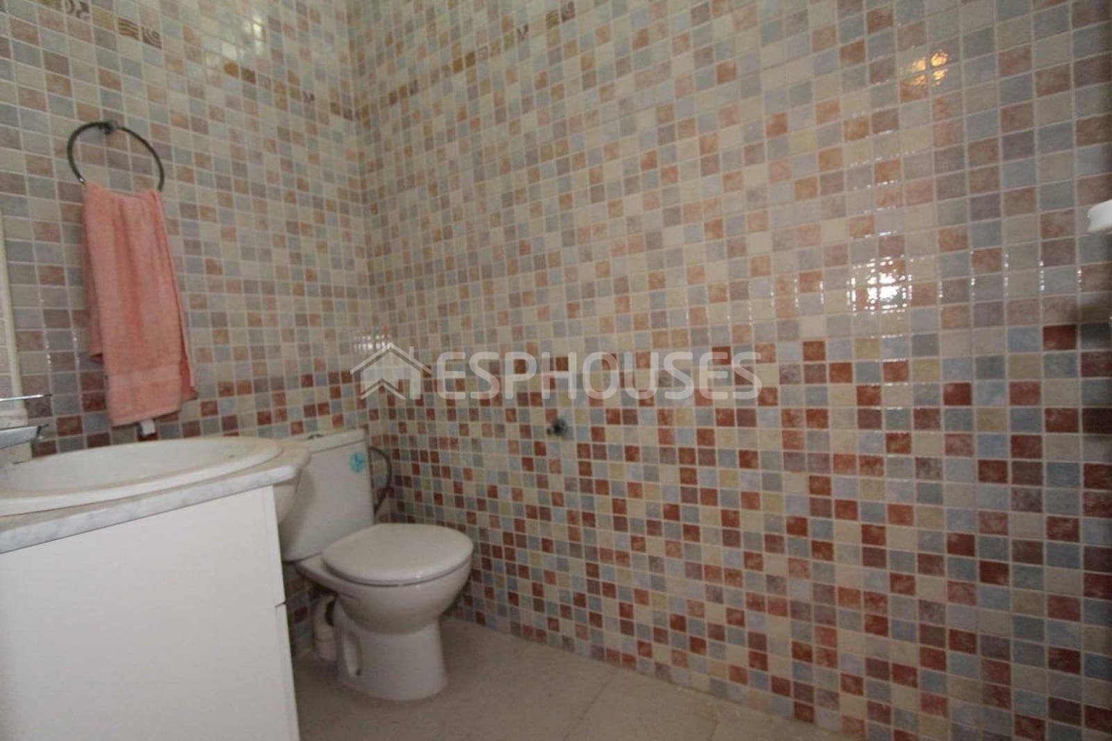 5 bedroom Villa for sale in Rojales with pool garage - € 980,000 (Ref: 9445238)